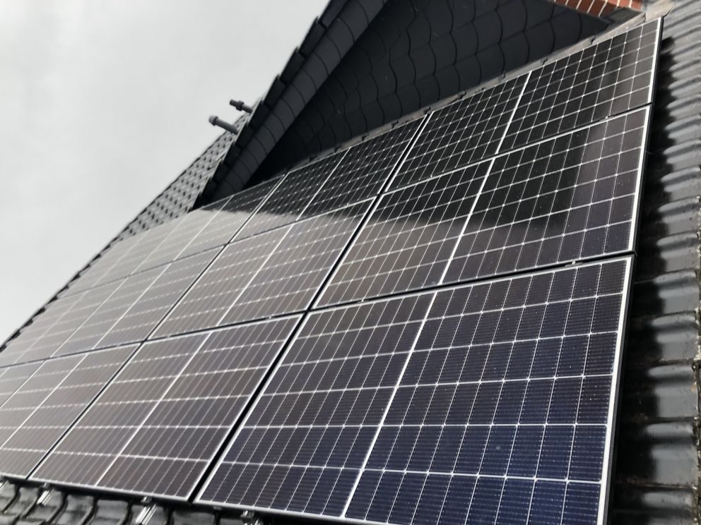 Photovoltaikanlage auf einem Hausdach